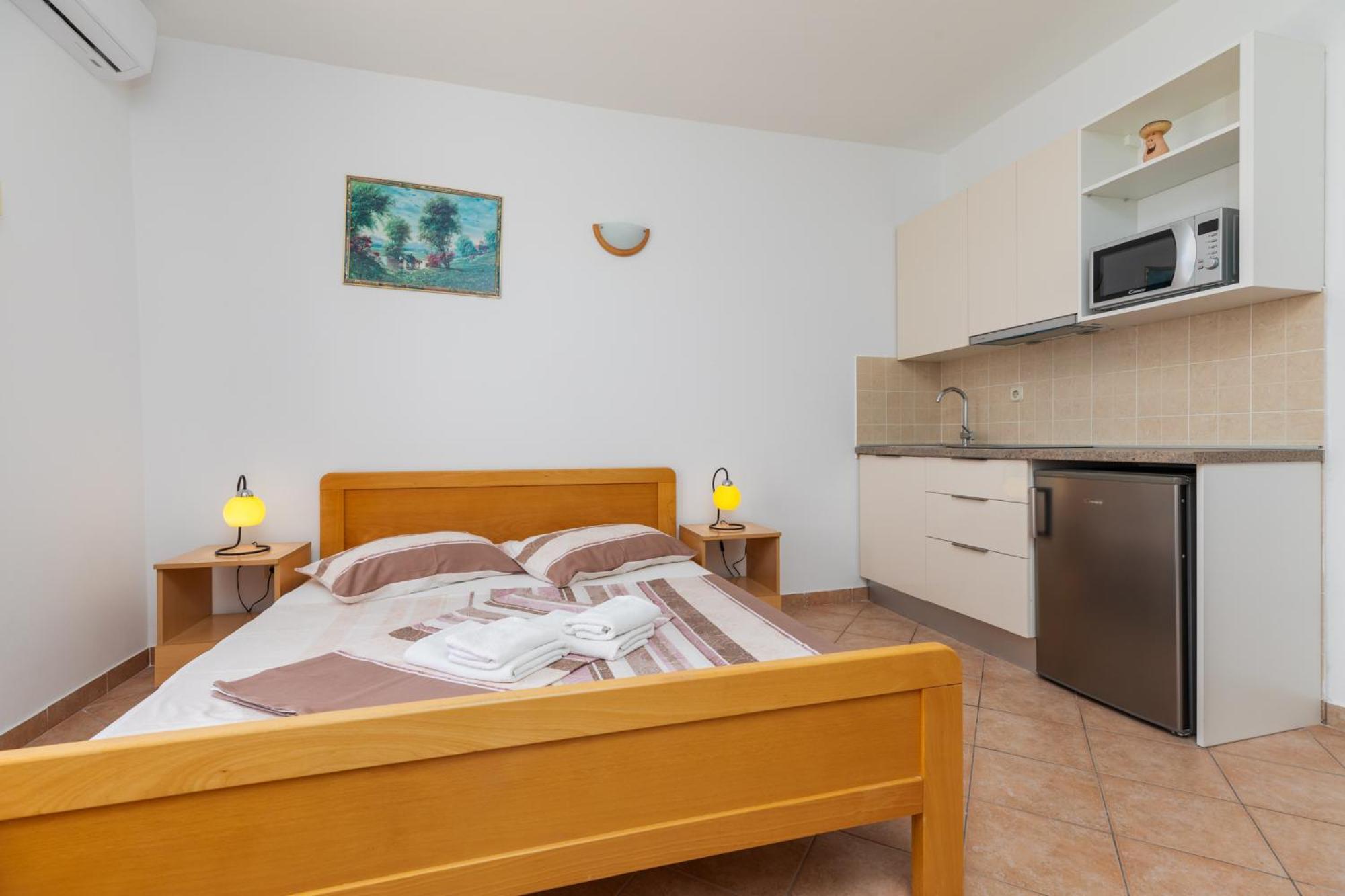 Sita Apartmani Lokva Rogoznica Exteriör bild