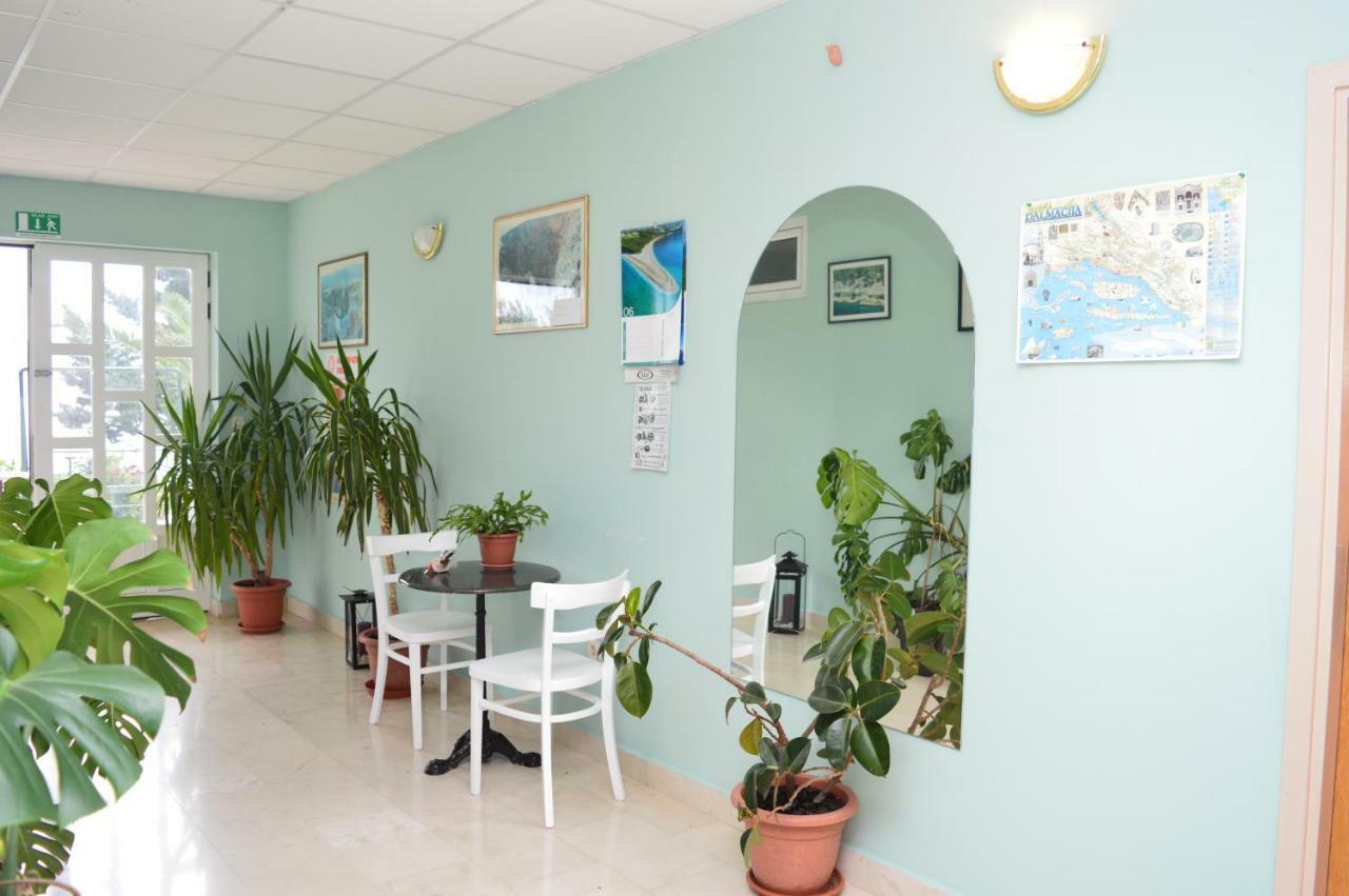 Sita Apartmani Lokva Rogoznica Exteriör bild